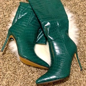 Fashion Nova brand Knee-high Stiletto pointy toe boots.